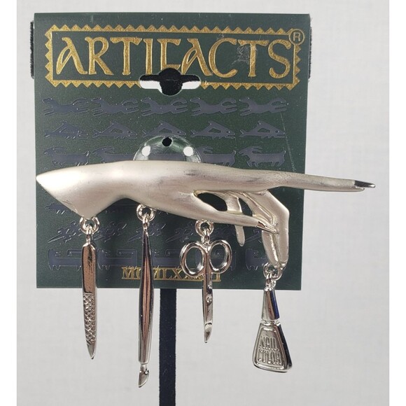 Vintage JJ Jonette ARTIFACTS Silver Tone 1986 Manicuri Nail Technician Brooch - Picture 2 of 11